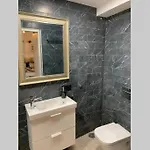 Roof Luxury Center By Namaste Elite Apartment