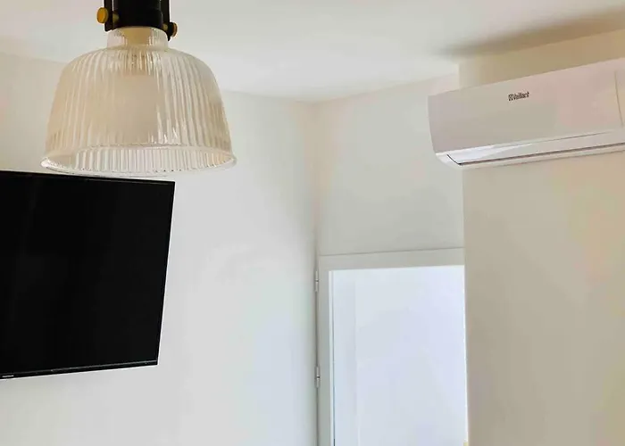 Roof Luxury Center By Namaste Elite Торремолінос