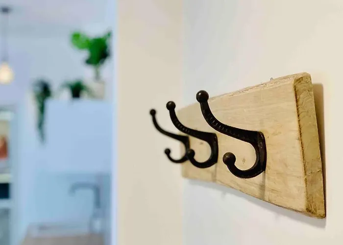 Roof Luxury Center By Namaste Elite * Τορρεμολίνος